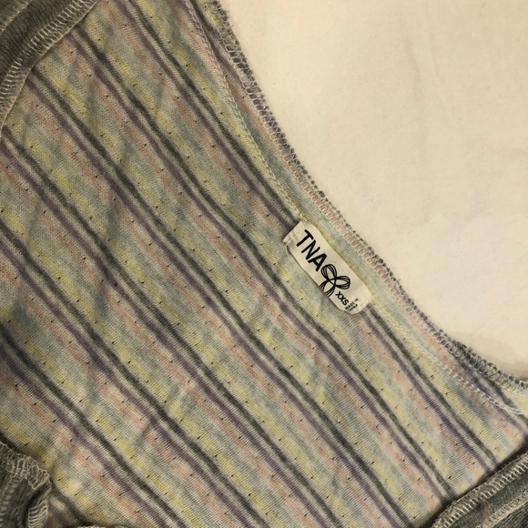 T&a reversible long sleeve - Picture 2 of 4